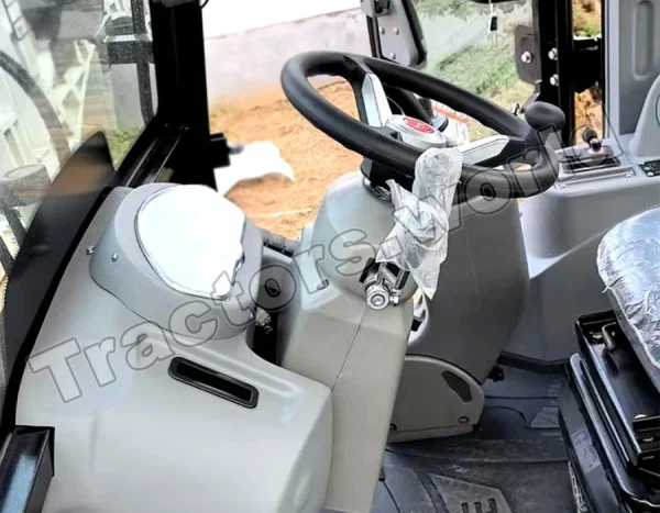 Massive 3CX (Side Shift) backhoe Loader In Nigeria